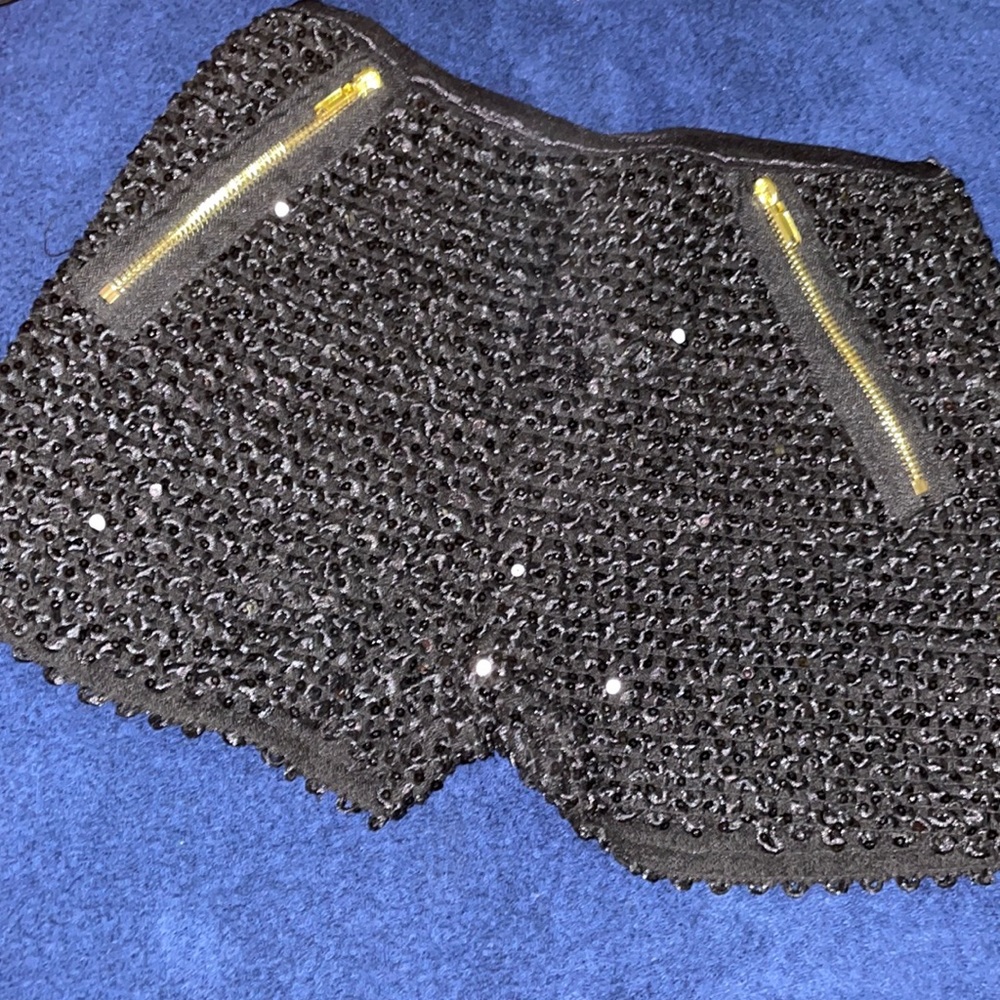 Mini shorts